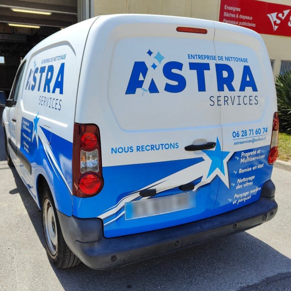 Marquage en semi-covering utilitaire pour Astra Services