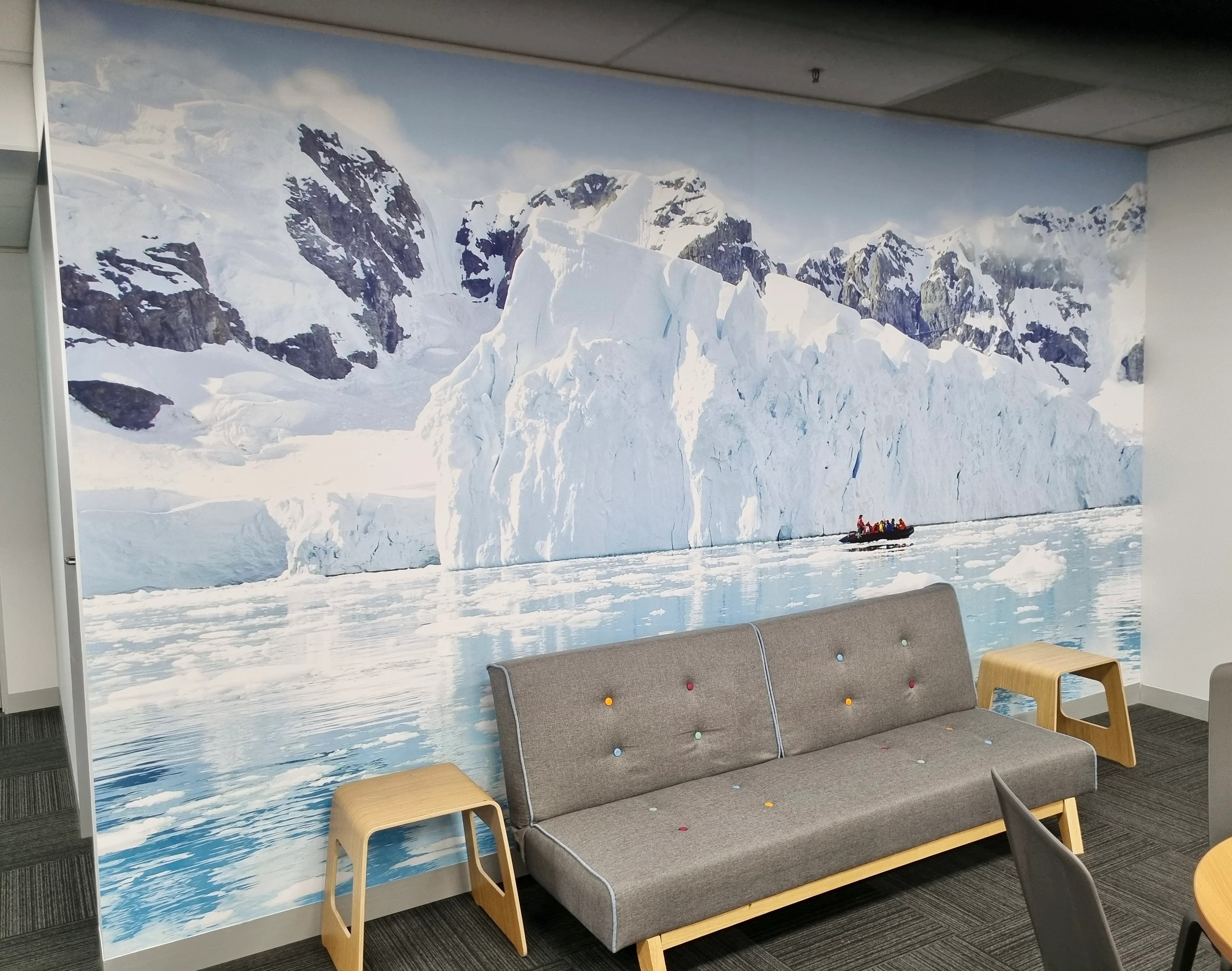 Wall Graphics - ECA.