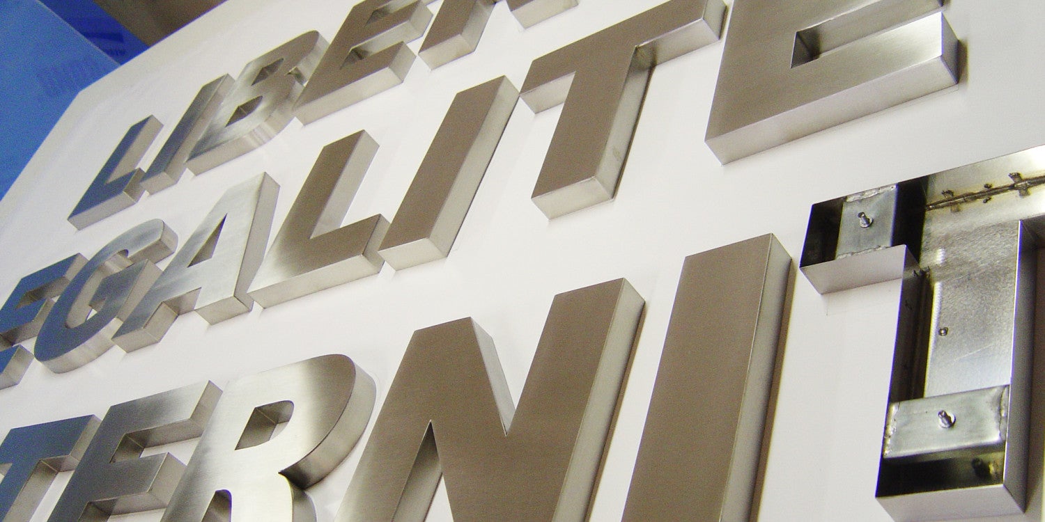 Lettres Boitiers