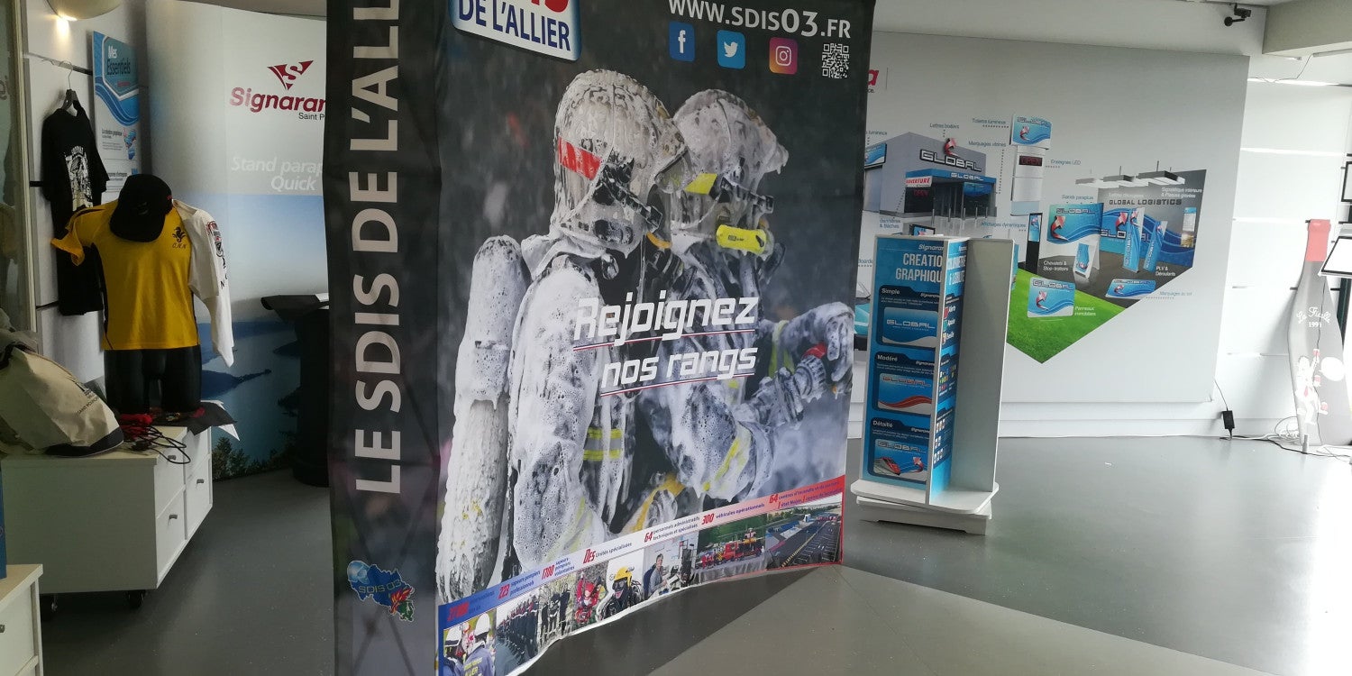 Roll-Up & Stand