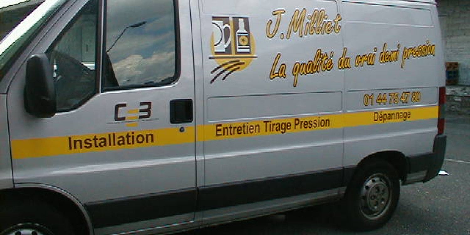 Lettrage camion