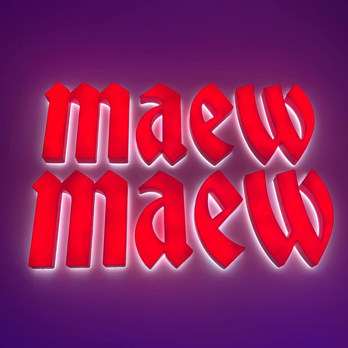 Maew Maew Terrigal Signage - Signarama Erina