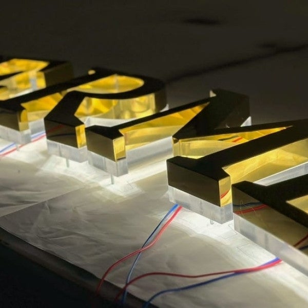 3D luminous signs