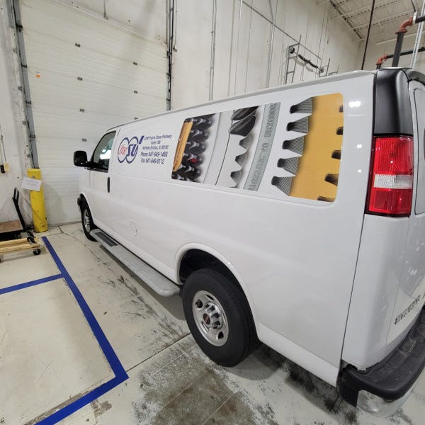 Star SU Van Decals Driver Side