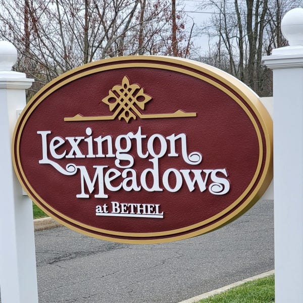 Lexington Meadows Carved Post and Panel