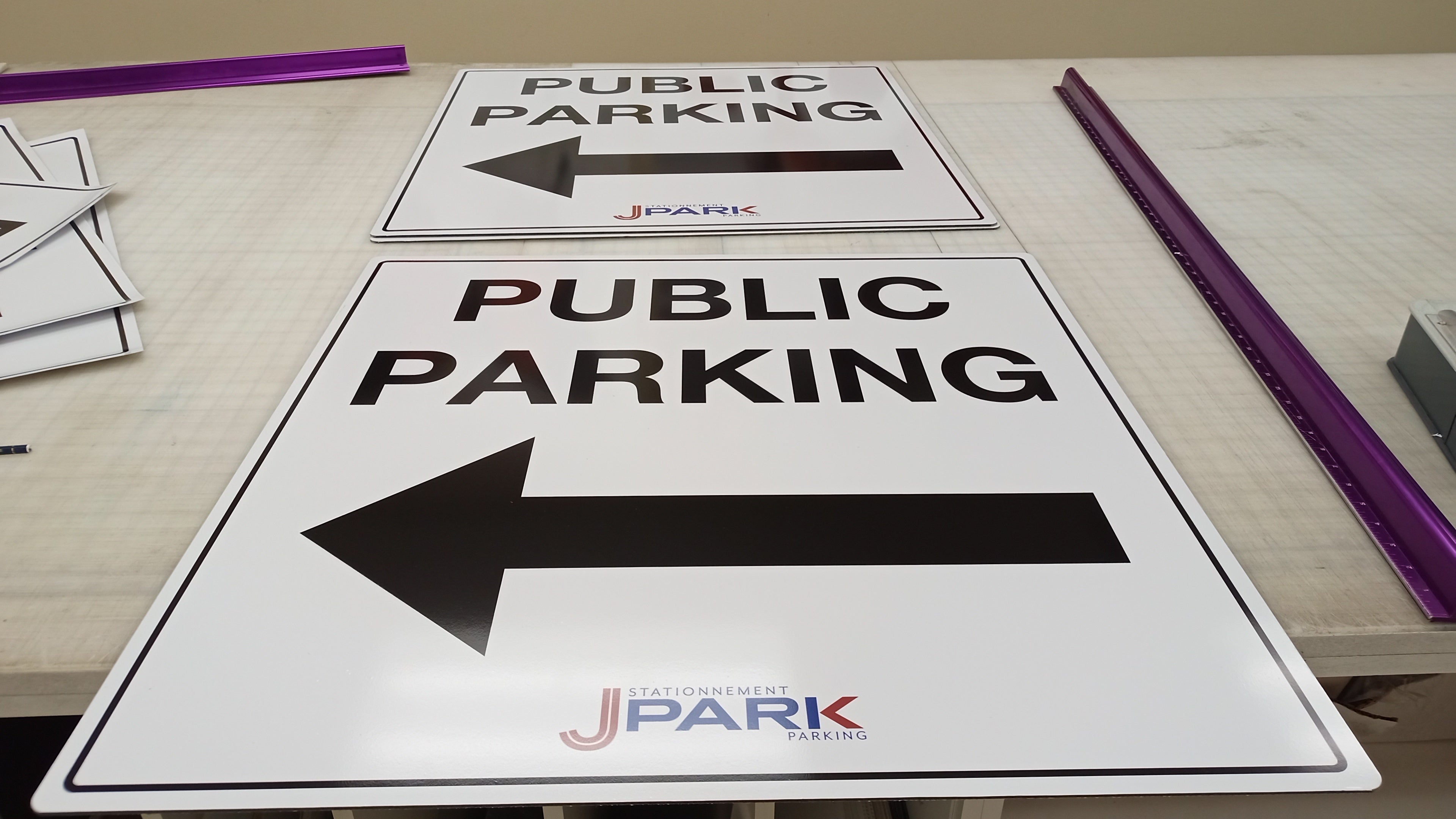 Aluminum signs in the making