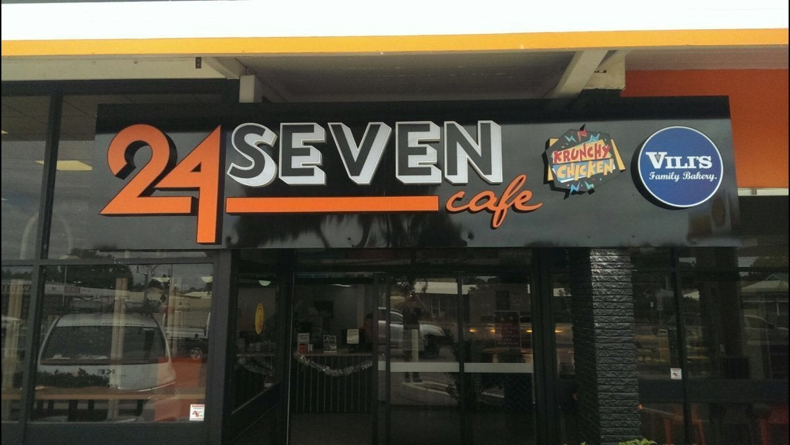 24 Seven Cafe
