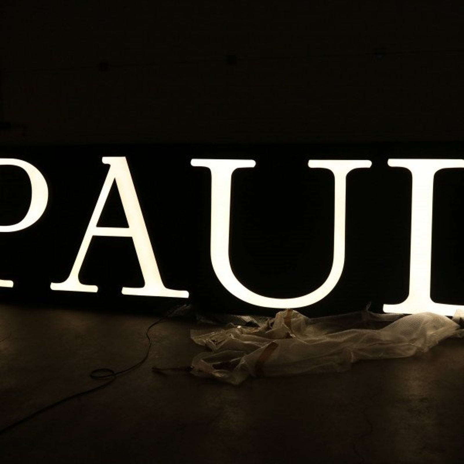 Enseigne lumineuse