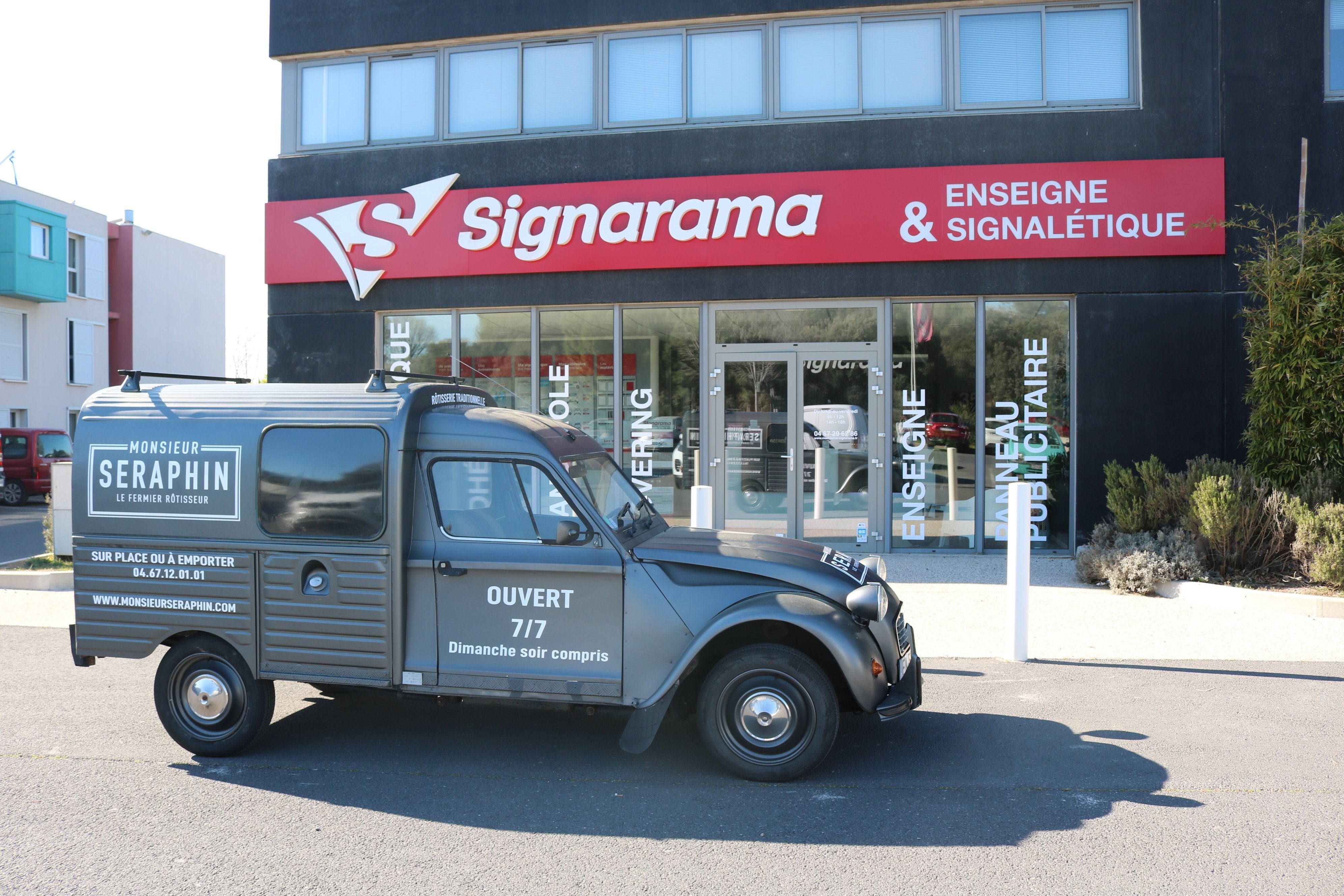 COVERING VOITURE POUR ROTISSERIE TRAITEUR A CASTELNAU LE LEZ