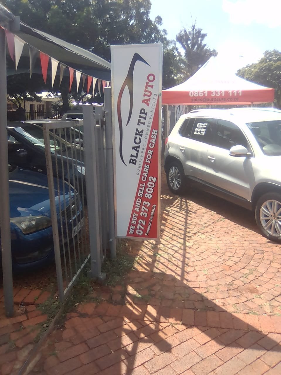 Black Tip Auto - Chromadek sign