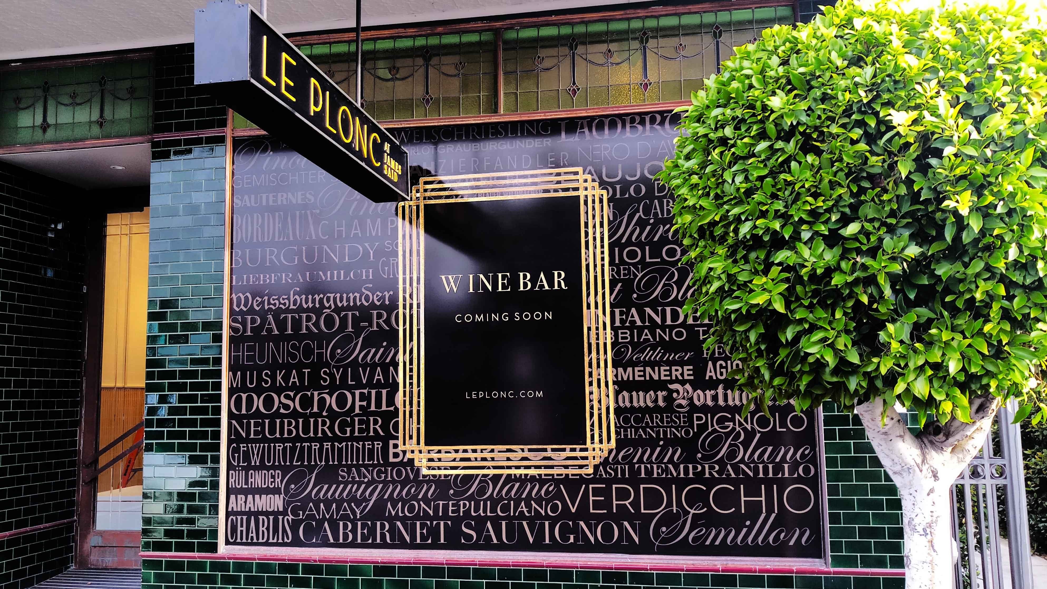 Le Plonc Window Graphics & Lightbox
