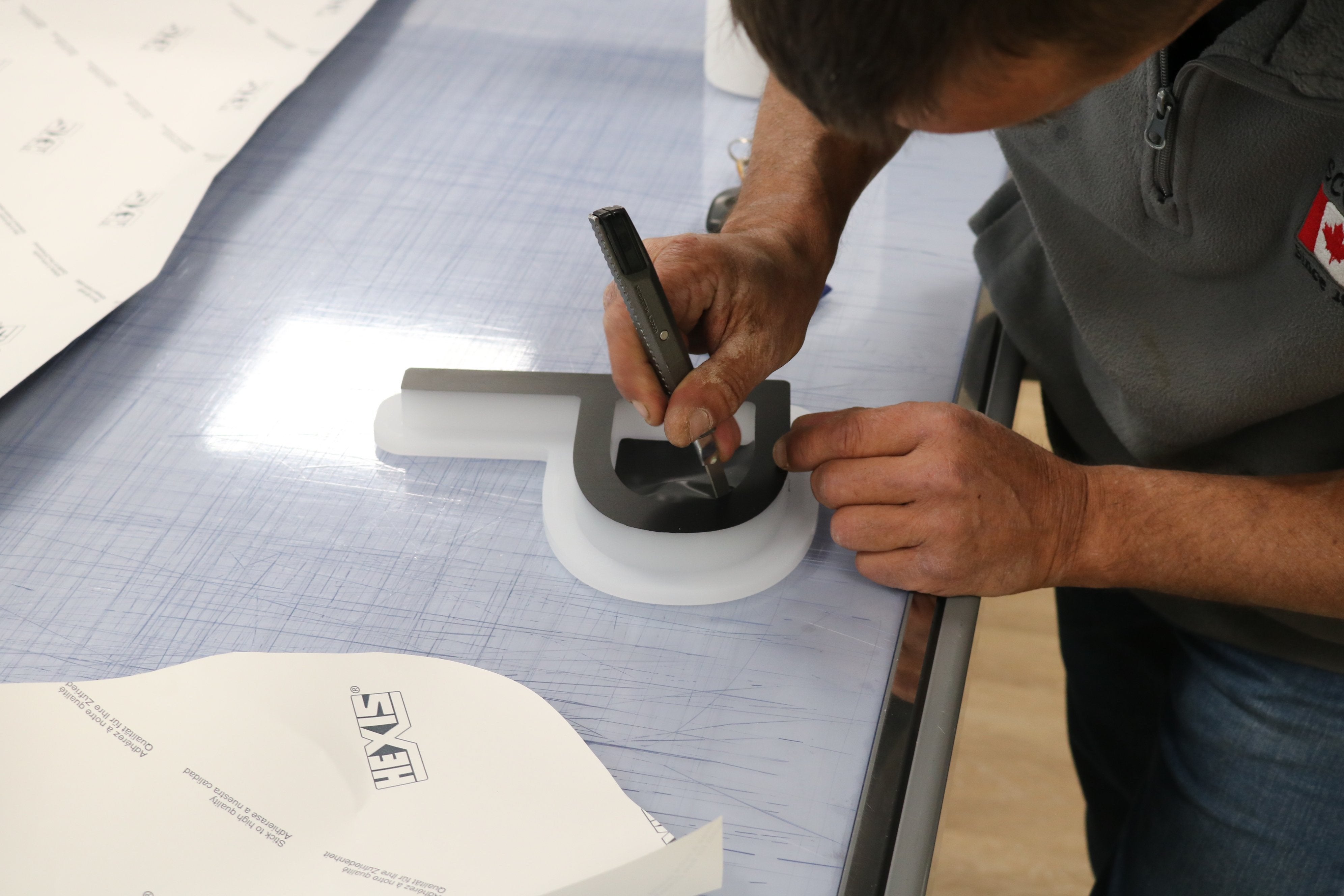 FABRICATION DE VOTRE ENSEIGNE SUR MESURE