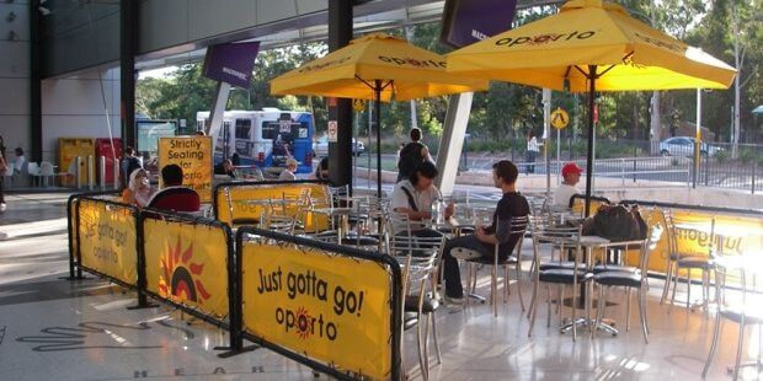 Pembatas Kafe & Restoran
