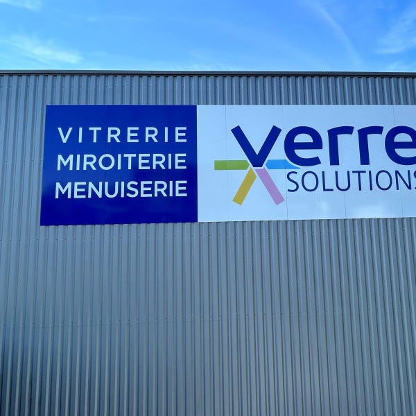Enseigne panneau grand format Verre Solutions