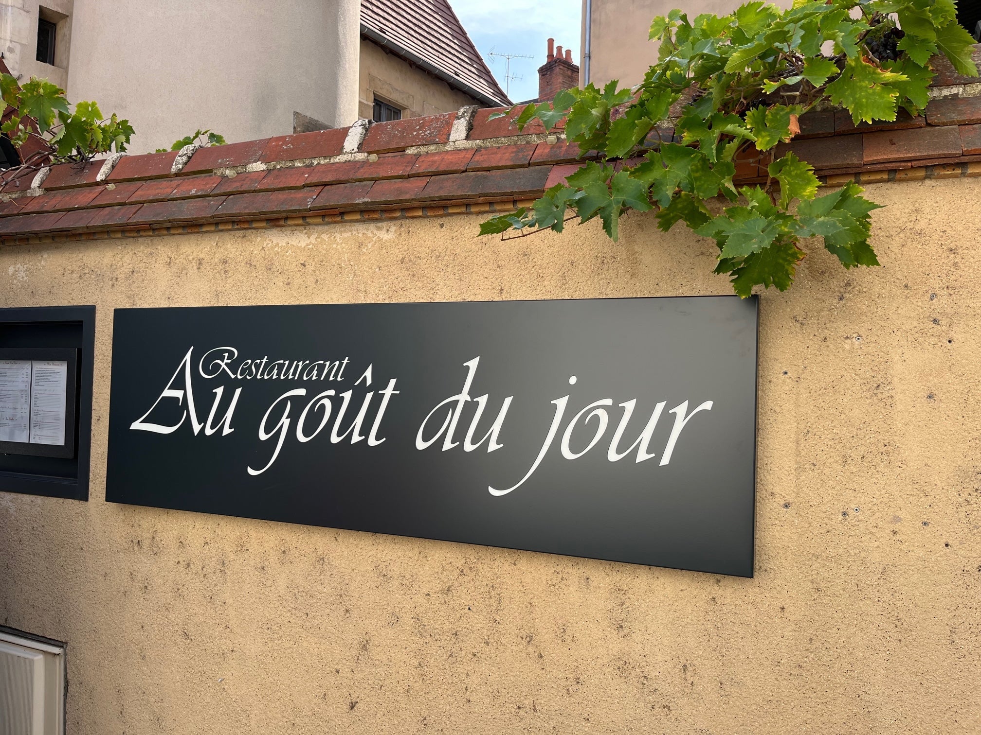 enseigne-lumineuse-restaurant-jcdesign-signarama moulins