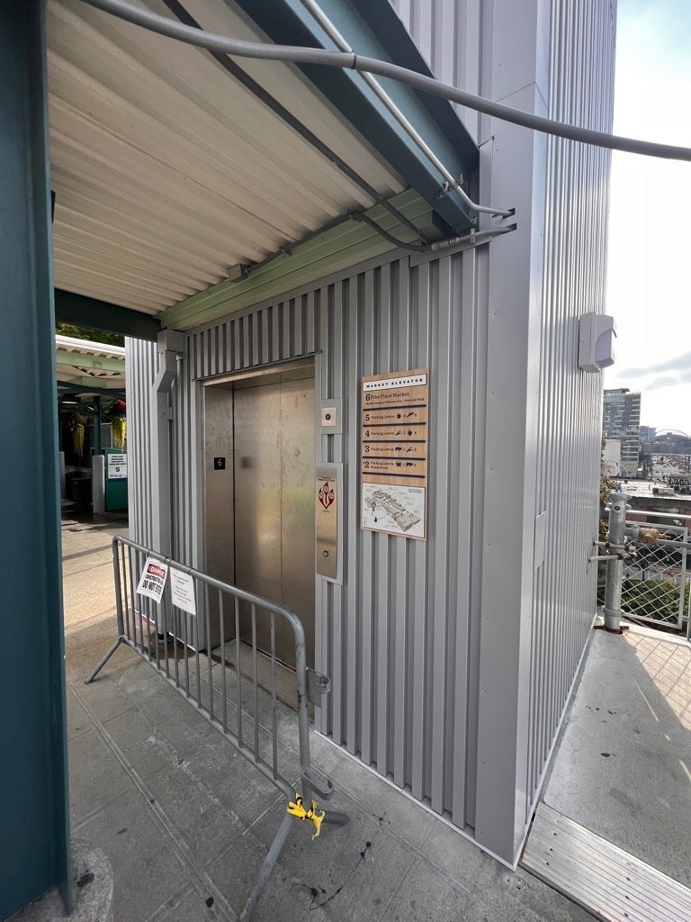 New Wayfinding Signs for Pike Place Market, Seattle