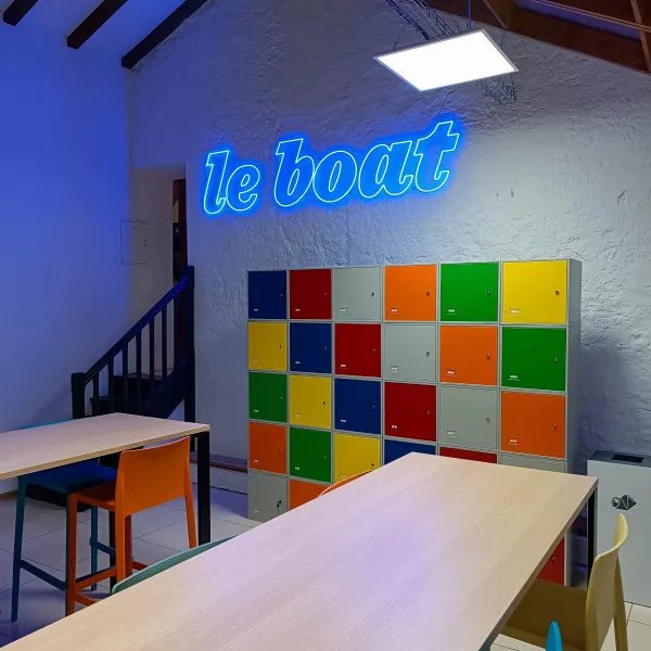Neon LED
