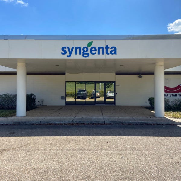 Facade Dimensional Logo