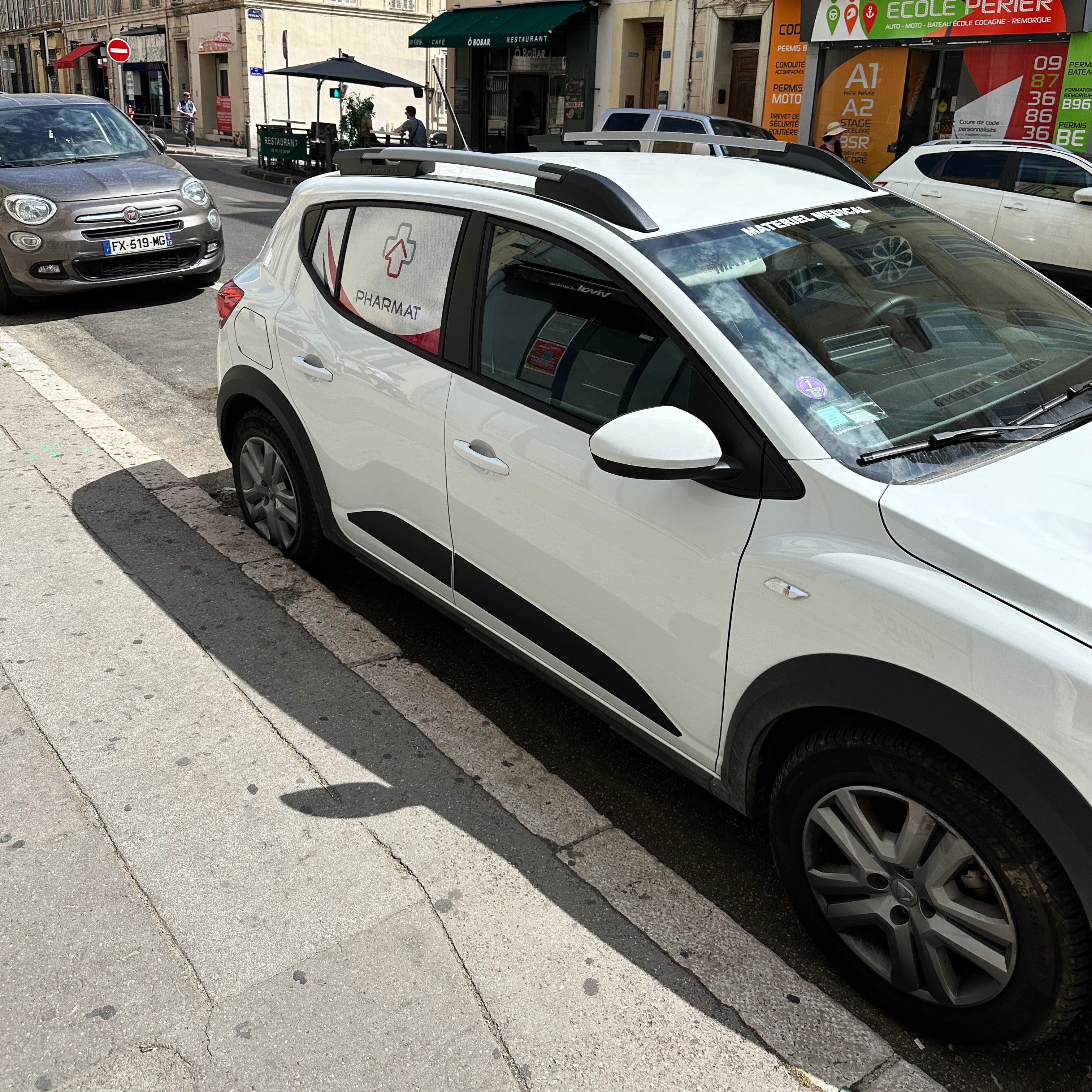 PHARMAT_MARSEILLE_COVERING_MARQUAGE VEHICULE